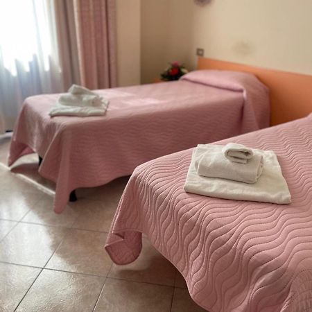 רצאטו Hotel Michelangelo מראה חיצוני תמונה