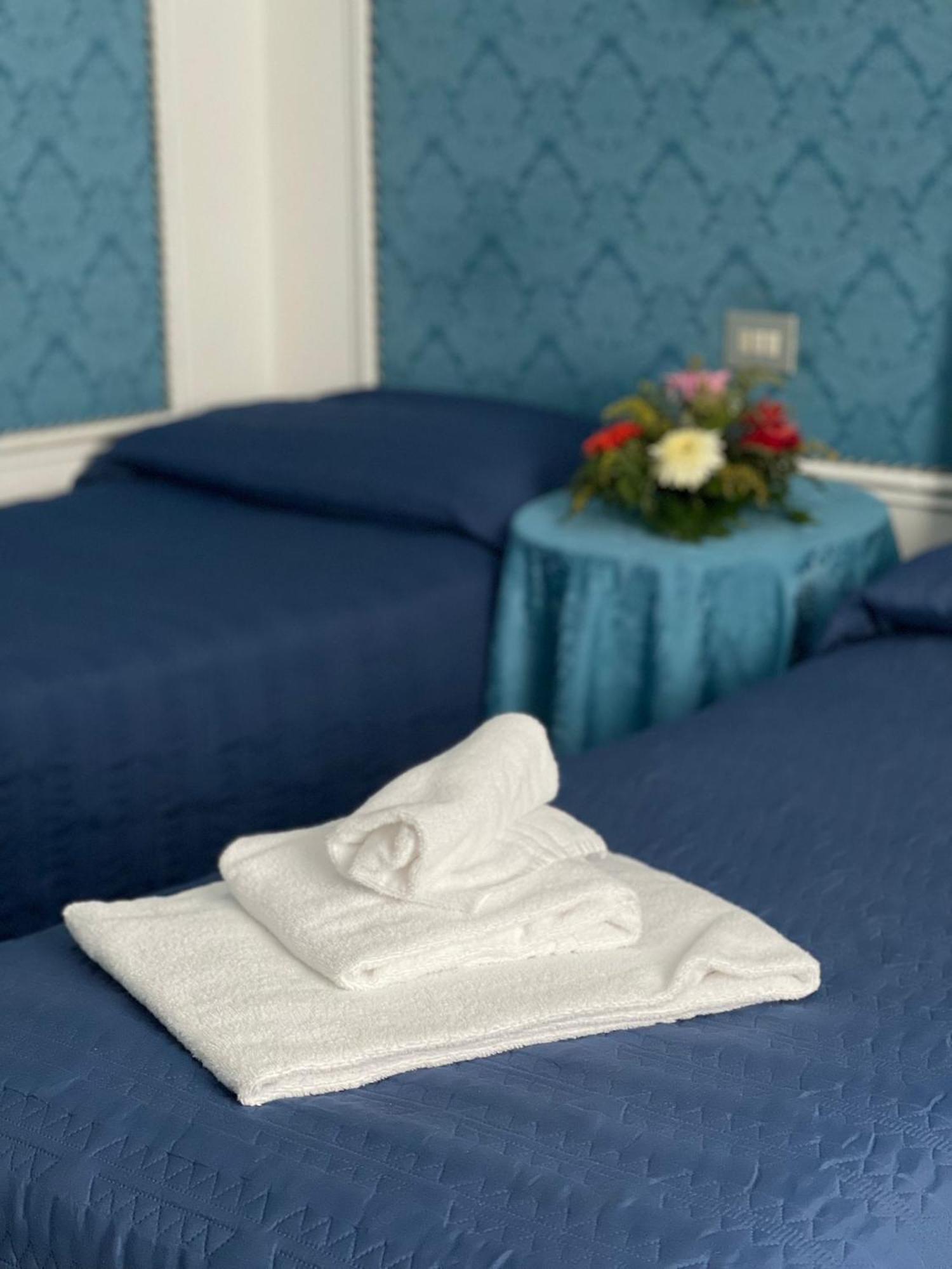 רצאטו Hotel Michelangelo מראה חיצוני תמונה