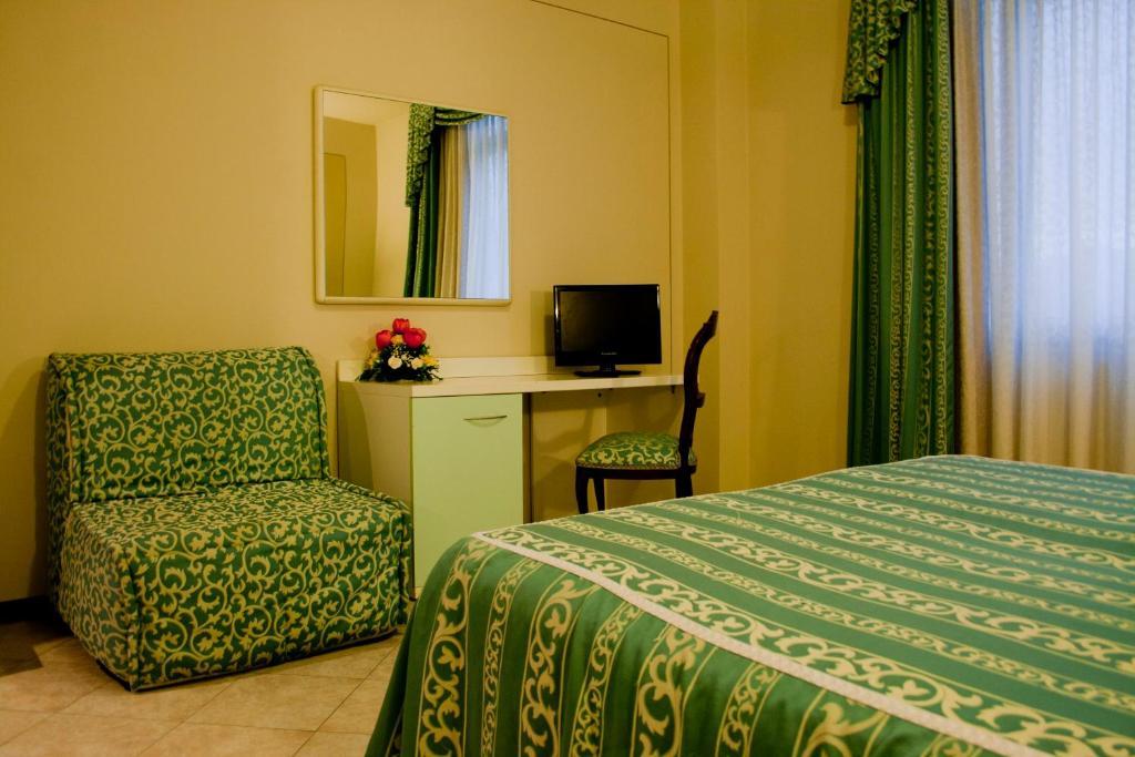 רצאטו Hotel Michelangelo מראה חיצוני תמונה
