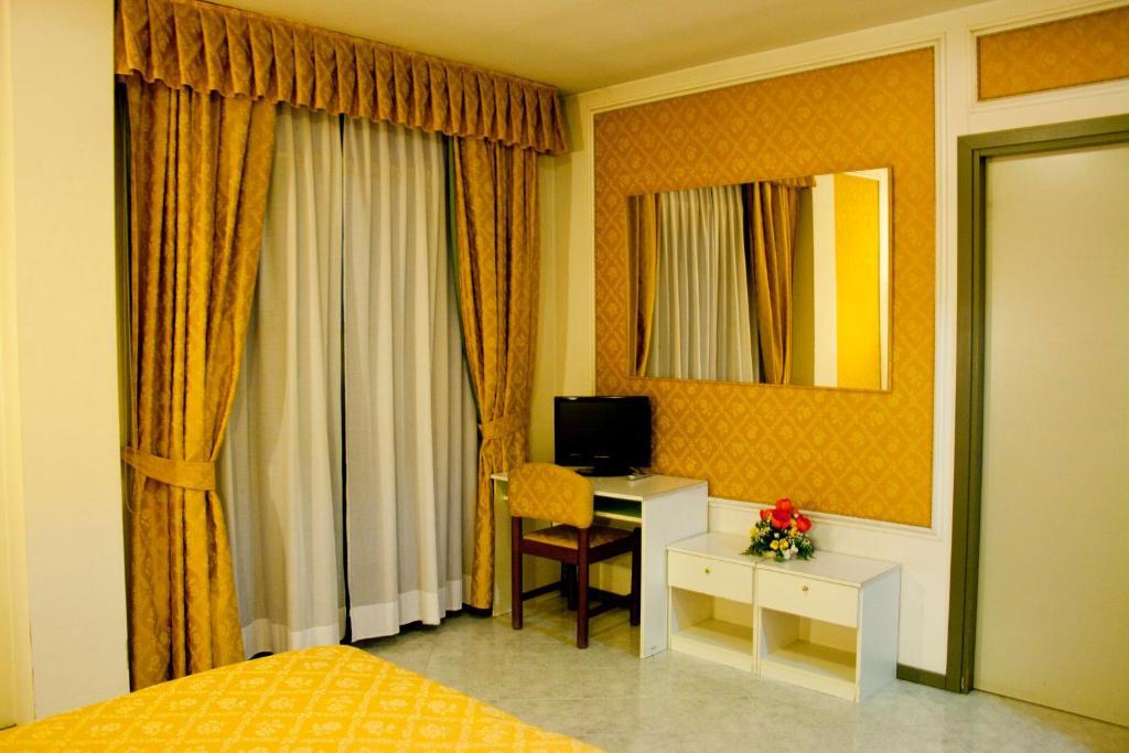 רצאטו Hotel Michelangelo מראה חיצוני תמונה