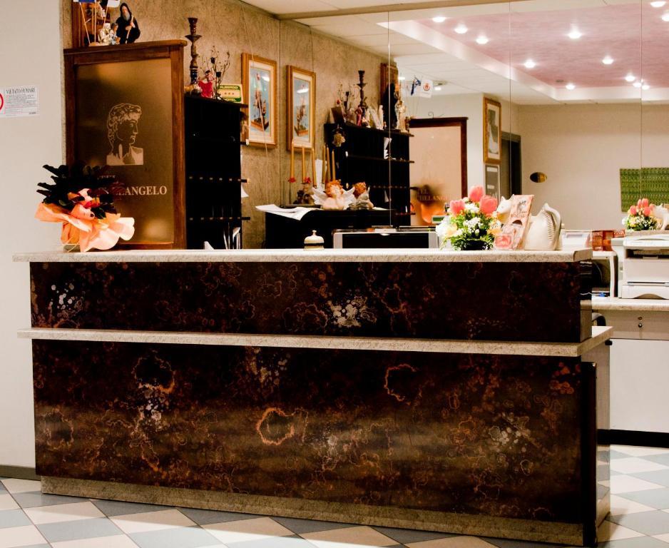 רצאטו Hotel Michelangelo מראה חיצוני תמונה