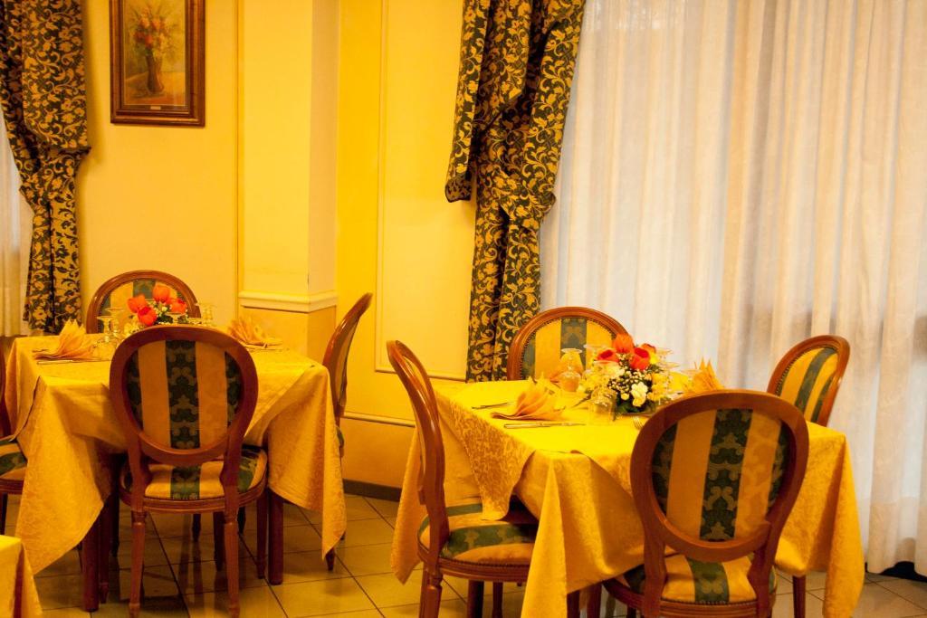 רצאטו Hotel Michelangelo מראה חיצוני תמונה