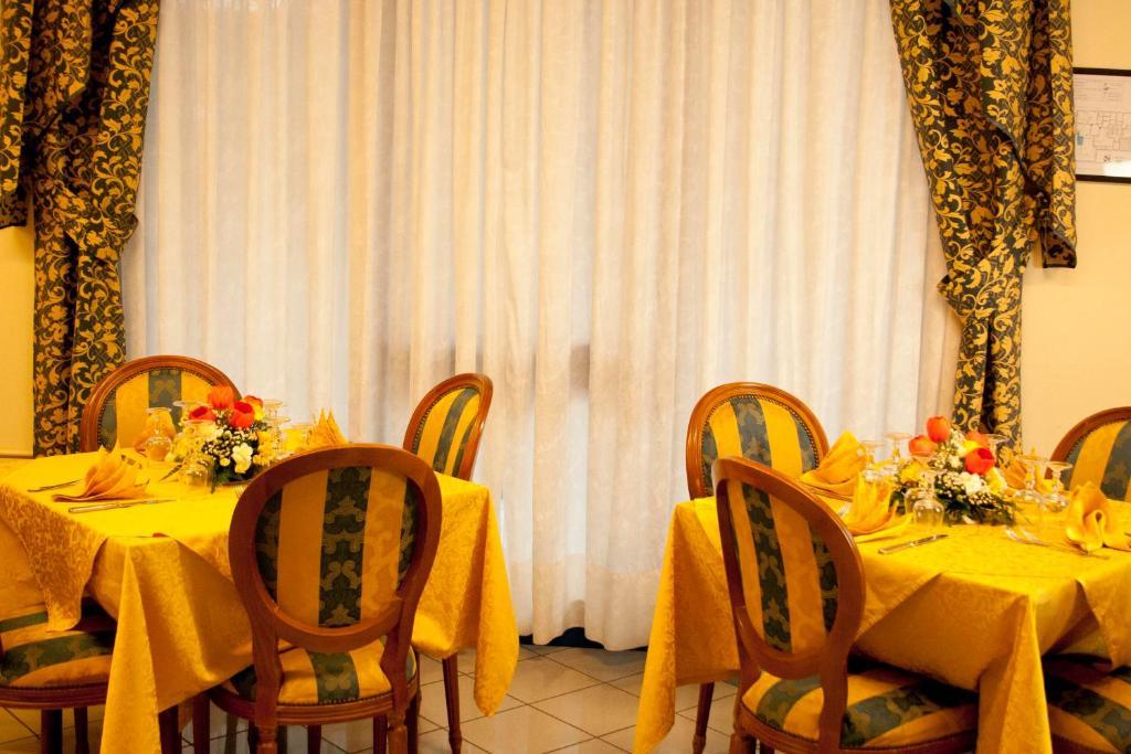 רצאטו Hotel Michelangelo מראה חיצוני תמונה